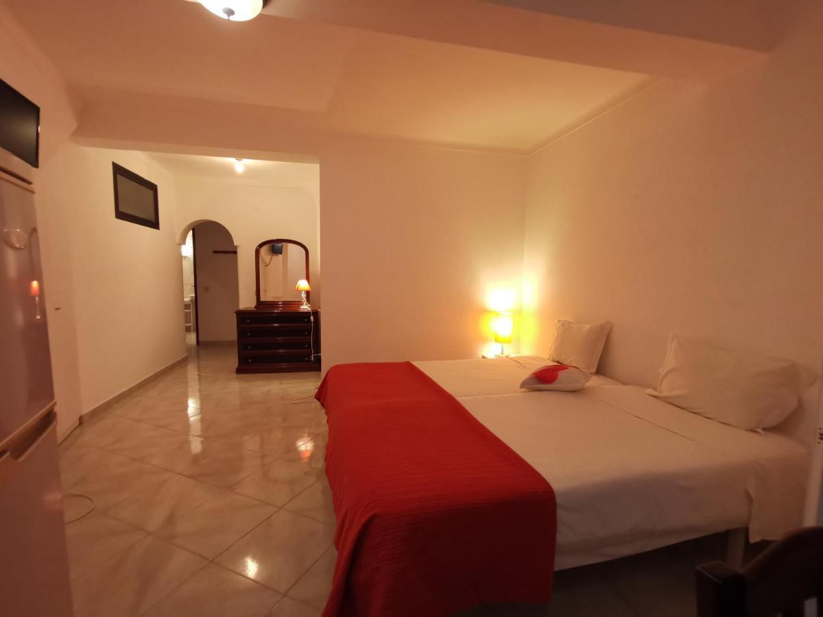 Casa D'Amelia Apartment Vila do Bispo Ngoại thất bức ảnh